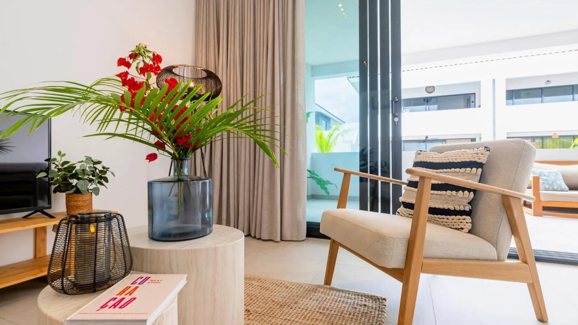 Casa Di Chibi Chibi - Excellently Located Apartment Jan Thiel